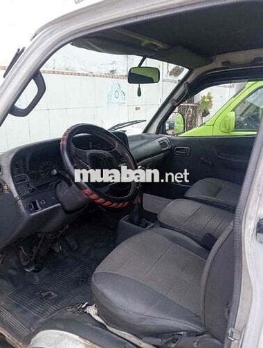 Toyota Hiace bán tài 2001