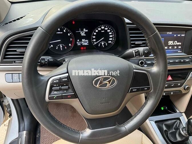Hyundai Elantra 2019 1.6MT - 67000 km