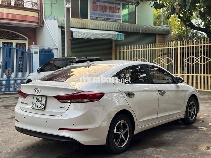 Hyundai Elantra 2019 1.6MT - 67000 km