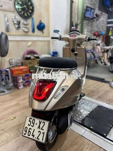 Dư xe nên cần bán