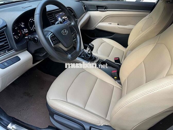 Hyundai Elantra 2019 1.6MT - 67000 km