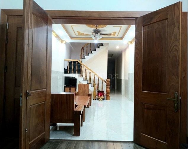 nhà 1T2L, mới, đẹp, nội thất cao cấp, mặt tiền TL766 gần khu sinh thái