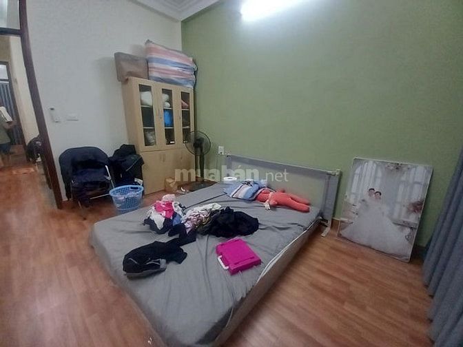 Bán nhà Định Công Thượng, DT 52m x 5 tầng. Ô tô đỗ cửa, trung tâm phố