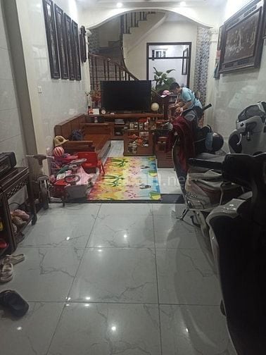 Bán nhà Định Công Thượng, DT 52m x 5 tầng. Ô tô đỗ cửa, trung tâm phố