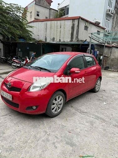 Toyota Yaris 2011 1.5 AT - 11000 km xe đẹp