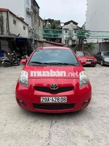 Toyota Yaris 2011 1.5 AT - 11000 km xe đẹp