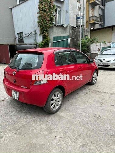 Toyota Yaris 2011 1.5 AT - 11000 km xe đẹp