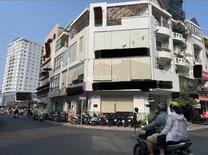 Cho thuê mặt bằng góc 2 mặt tiền Hoa Sứ- phố ẩm thực Phan Xích Long