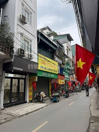 Cửa hàng 80 Khương Trung vị trí đẹp vỉa hè rộng oto tải đỗ kd sầm uất