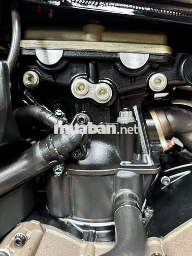 Cần bán Monster 821 2015 odo cọp xe rất đẹp