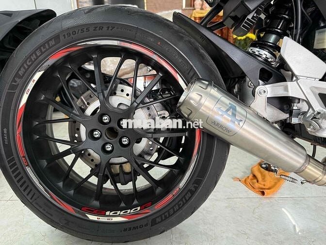 cb1000 2023