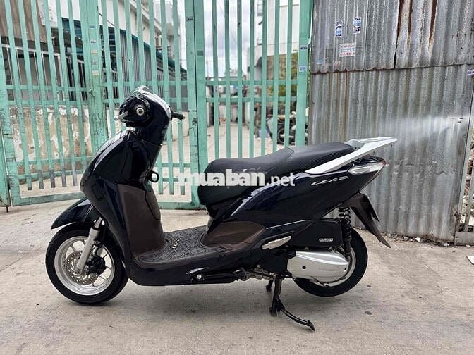 nhà dư dùng xe lead 125