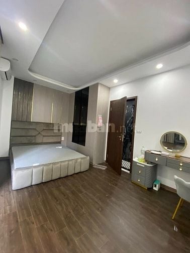30M RA PHỐ, BA GÁC TRÁNH, THANG MÁY, QUAN NHÂN THANH XUÂN 35M2 7TẦNG .