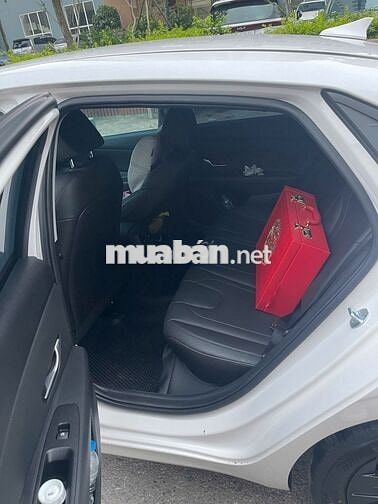 Hyundai Elantra 2023 1.6 AT Đặc biệt - 22000 km