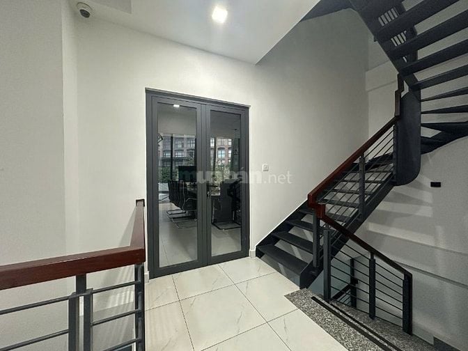 SANG NHƯỢNG HĐ THUÊ VP 335m² MAI CHÍ THỌ ANPHÚ Q2 NGUYÊNCĂN 1HẦM 4TẦNG