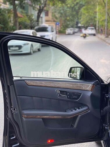 Mercedes E300 sx 2009 màu đen đẹp hiếm có