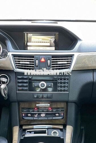 Mercedes E300 sx 2009 màu đen đẹp hiếm có