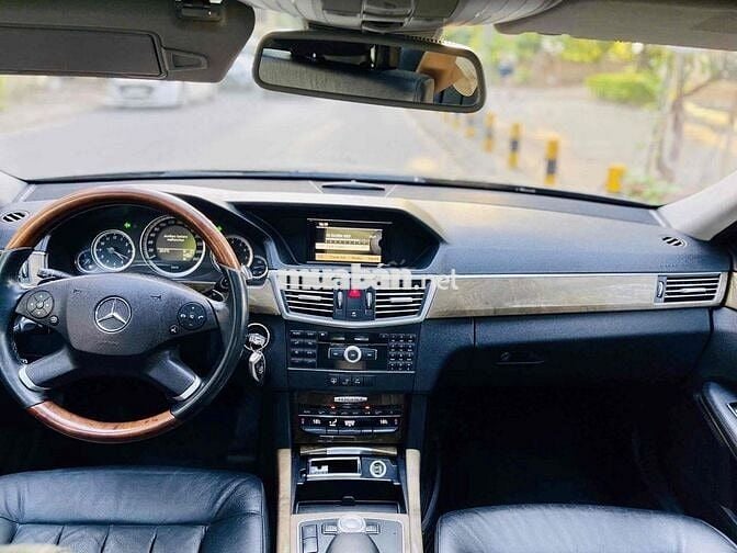 Mercedes E300 sx 2009 màu đen đẹp hiếm có