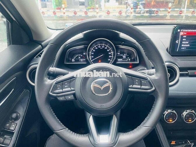 Mazda 2 2020 Sport Luxury - 11000 km
