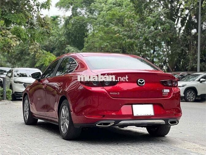 Mazda3 - 1.5L Luxury sx 2022 màu đỏ pha lê