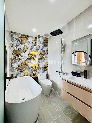 Bán nhà 4,5 tầng full nội thất ôt đậu trong nhà hệ thống Smarthome 