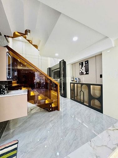 Bán nhà 4,5 tầng full nội thất ôt đậu trong nhà hệ thống Smarthome 