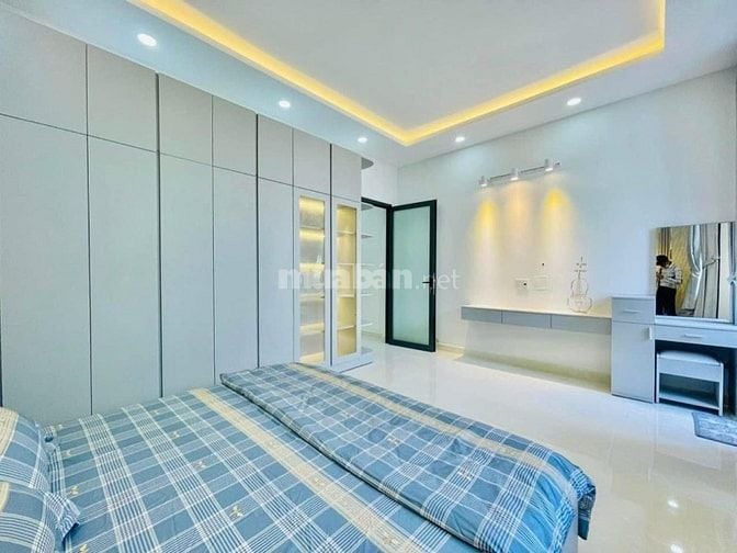 Siêu Hiếm Ngang Khủng 7m Bán nhà đường Tăng Bạt Hổ 70m2 giá 2 tỷ660
