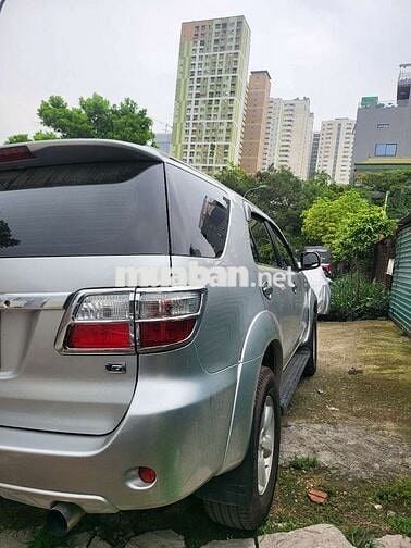 xe Toyota Fortuner 2011 2.5G - 20 km