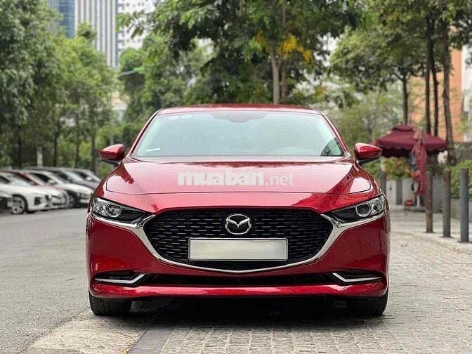 Mazda3 - 1.5L Luxury sx 2022 màu đỏ pha lê