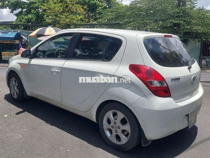 Hyundai i20 2012 - 110000 km