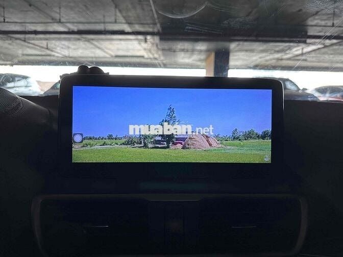 Mazda3 2016 có cửa sổ trời, màn hình dài, 1.5AT