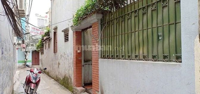 Cho thuê Nhà ở 3 tầng Định Công DTSD125m đủ tiện nghi 10tr