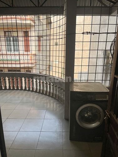 Cho thuê Nhà ở 3 tầng Định Công DTSD125m đủ tiện nghi 10tr