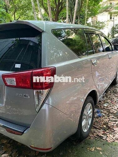 Xe gia đình mua mới không có chạy dịch vụ hay taxi