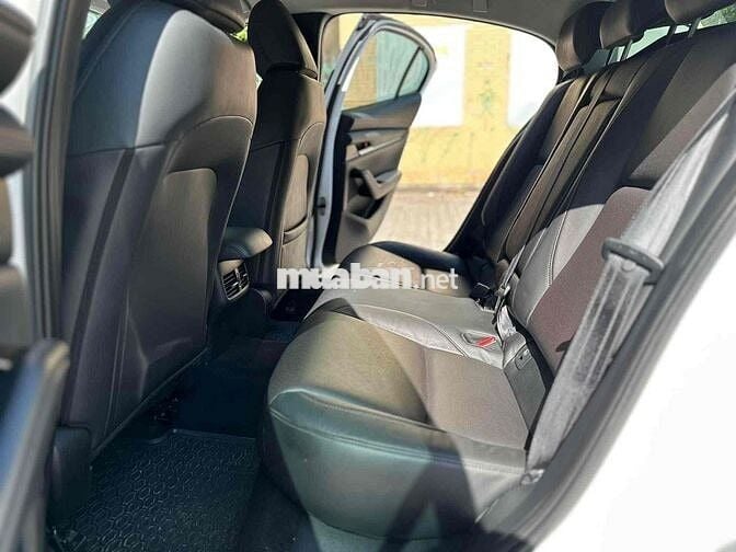 Mazda 3 2025 1.5L Deluxe