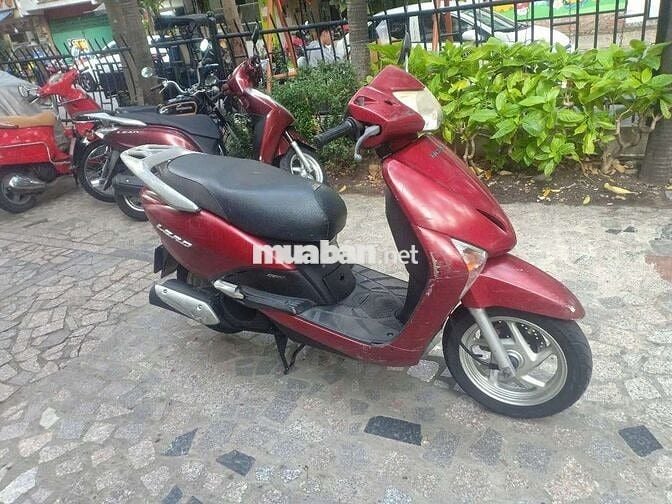 Xe Honda lead fi