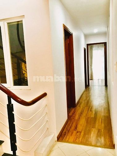 Vĩnh Phúc, phân lô, ô tô tránh vào nhà, sử dụng 50m2 thoải mái, 