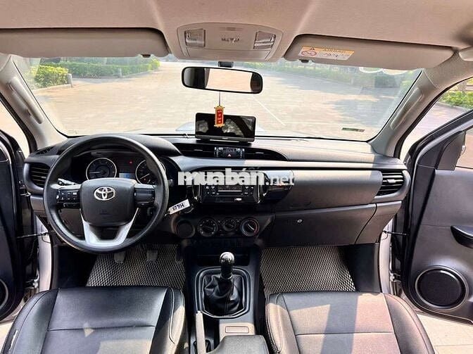 Toyota Hilux 2016 2.5E 4x2 MT - 80000 km