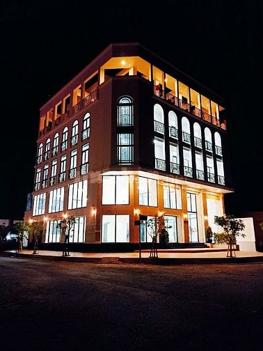 Cho thuê tòa nhà văn phòng 2 mặt tiền khu An Phú An Khánh, DTSD 1380m2