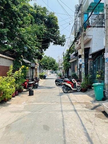 Bán dãy trọ 4.1x21 hẻm 1/ 7m thông Lê Văn Khương giá 4.xx tỷ 