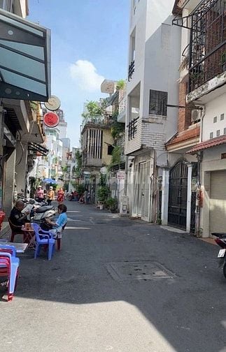 🇻🇳66m2 Lê văn sỹ hẻm xe hơi 4’5 x 14’5 nhà 2 lầu 