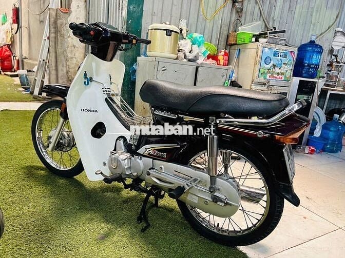 XE MÁY PHÚ THỊNH -HONDA DREAM VIỆT - HỖTRỢTRẢGÓP