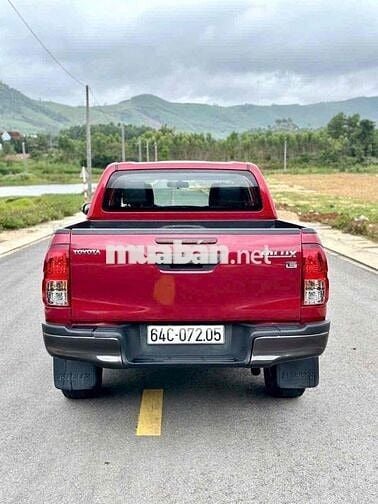 Toyota Hilux 2018 2.4E 4x2 AT Đki 2019 - Bao Check
