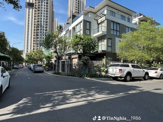 NHÀ CHÍNH CHỦ Villa HÀ ĐÔ -3/2 P12.QUẬN 10