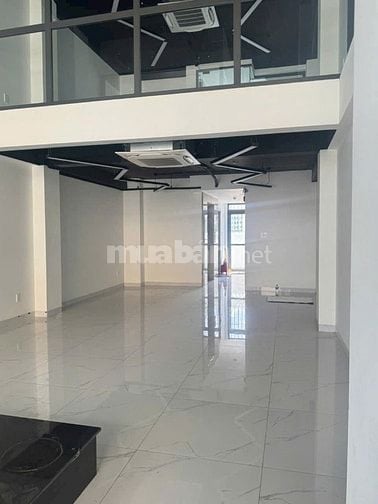 Tòa nhà văn phòng mới xây P. thạnh Mỹ Lợi, sàn trống, thang máy, PCCC 