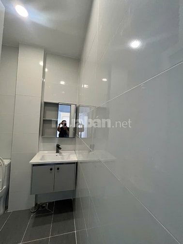 Bán Căn Hộ Tầng trệt Chung Cư 234 Hẻm 330Phan Văn Trị P11 BT 3,82x14m