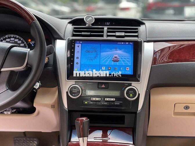 Toyota Camry 2.0E sx 2014 vàng cát siêu đẹp
