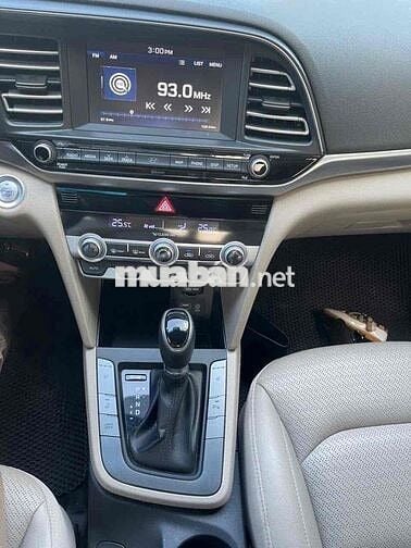 Hyundai Elantra 2021 2.0 AT - 37000 km