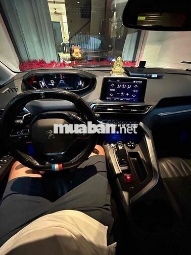 Peugeot 5008 2018 1.6L Turbo - 74000 km