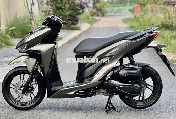 BÁN XE VARIO 150cc , NĂM 2020, MÀU VÀNG CÁT